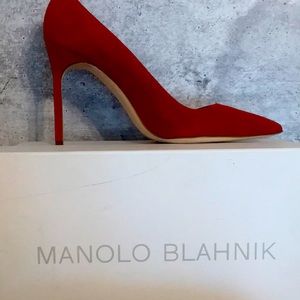 Manolo pumps *New